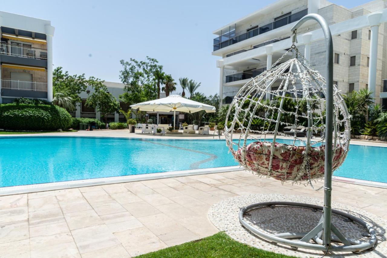 דירת גן פונה לבריכה - Pool Garden View Eilat 아파트 외부 사진