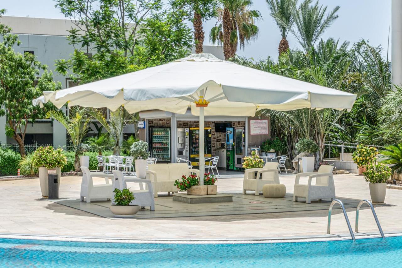 דירת גן פונה לבריכה - Pool Garden View Eilat 아파트 외부 사진