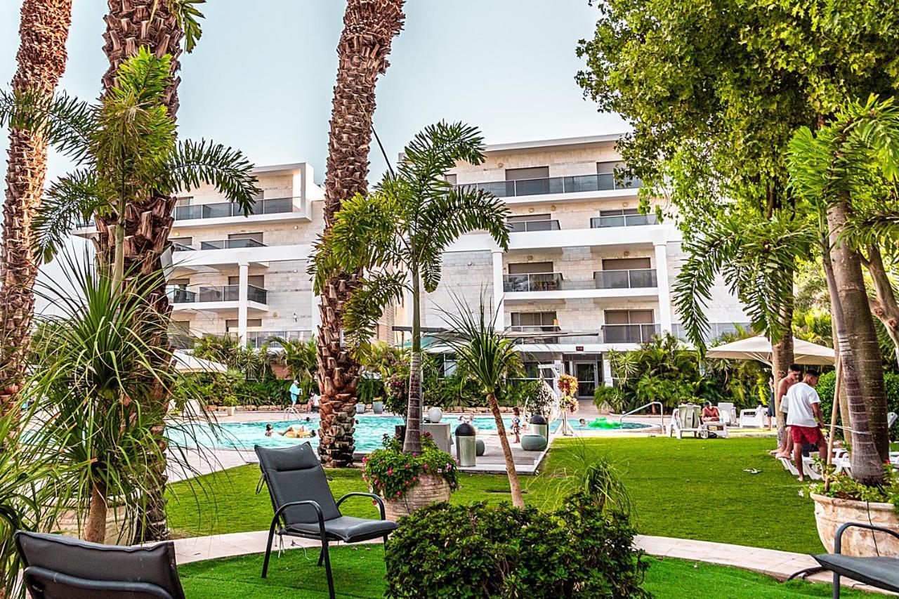 דירת גן פונה לבריכה - Pool Garden View Eilat 아파트 외부 사진