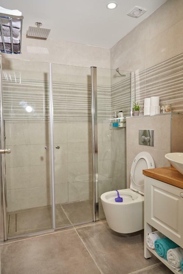 דירת גן פונה לבריכה - Pool Garden View Eilat 아파트 외부 사진